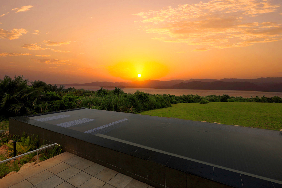 露天風呂「Public View Bath」