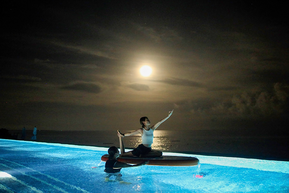 フローティングSUPヨガ＜メインプール開催＞